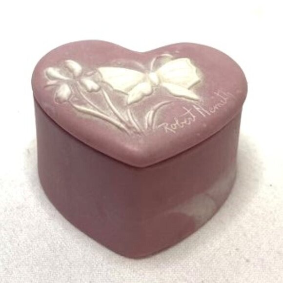 Vtg Robert Nemith Soapstone Heart Shaped Trinket Box Pink White Butterfly & Iris - Picture 3 of 8